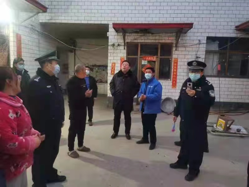 文峰区副区长张志飞到辖区督导禁放工作